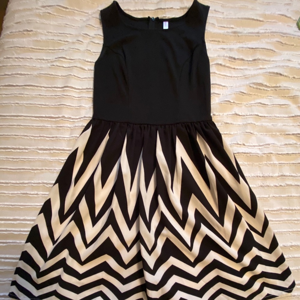 Black and white dress